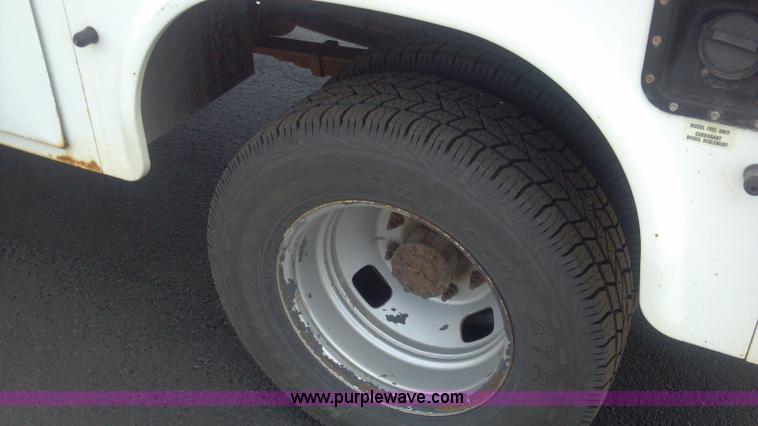 image for item I9783 2005 Ford F350 XL Super Duty service truck