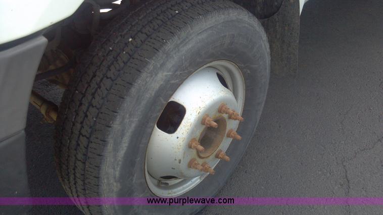 image for item I9783 2005 Ford F350 XL Super Duty service truck