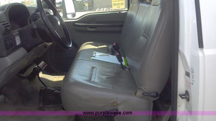 image for item I9783 2005 Ford F350 XL Super Duty service truck