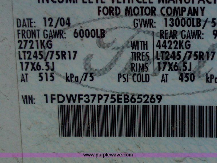 image for item I9783 2005 Ford F350 XL Super Duty service truck