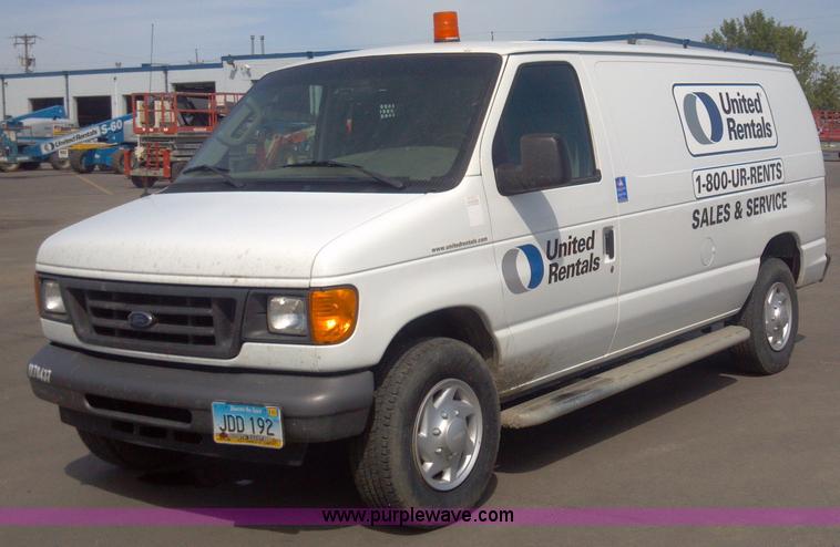 image for item I9784 2007 Ford E250 Econoline cargo van