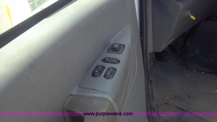 image for item I9784 2007 Ford E250 Econoline cargo van