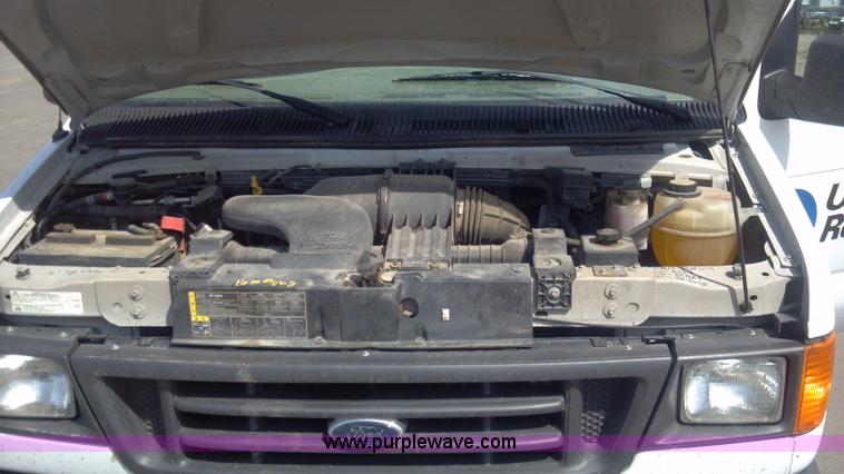 image for item I9784 2007 Ford E250 Econoline cargo van
