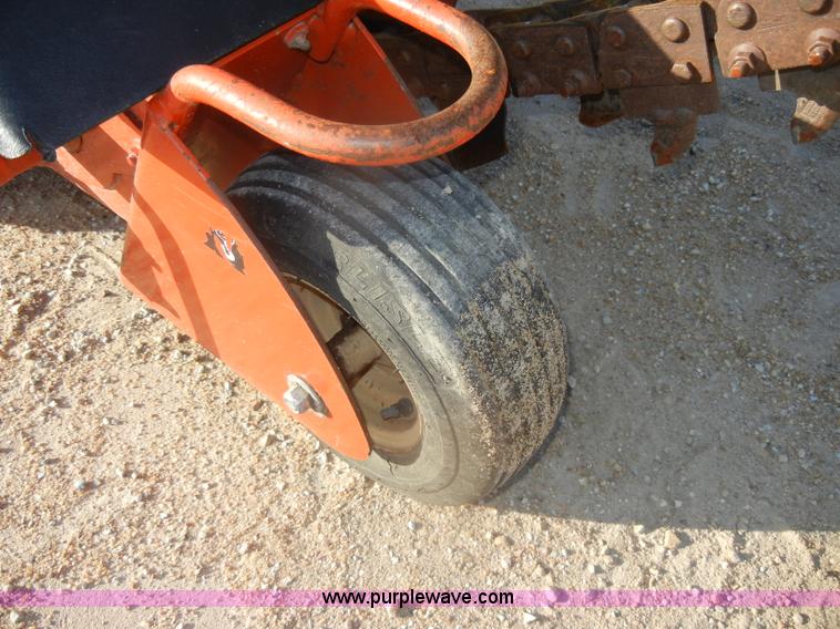 image for item U9258 2007 Ditch Witch 1330H walk behind trencher