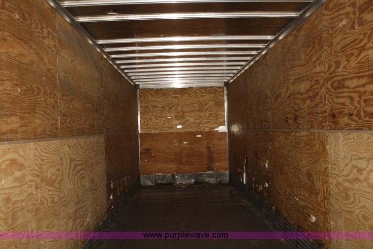 image for item B6702 1994 Trailmobile dry van trailer