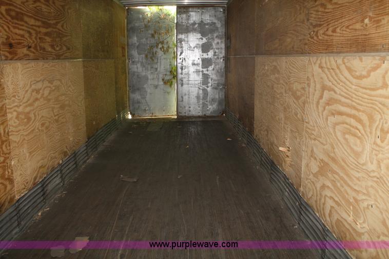 image for item B6702 1994 Trailmobile dry van trailer