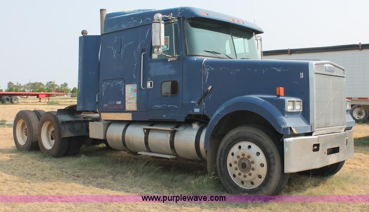 image for item C2765 1988 Volvo White GMC WIL semi truck