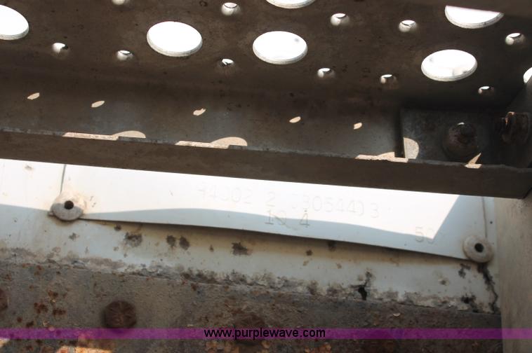 image for item C2768 1982 Timpte Super Hopper 40' grain trailer