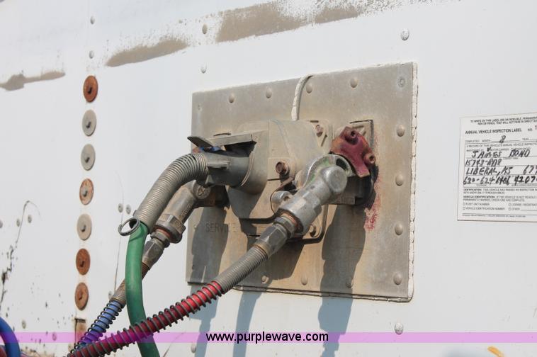 image for item C2768 1982 Timpte Super Hopper 40' grain trailer