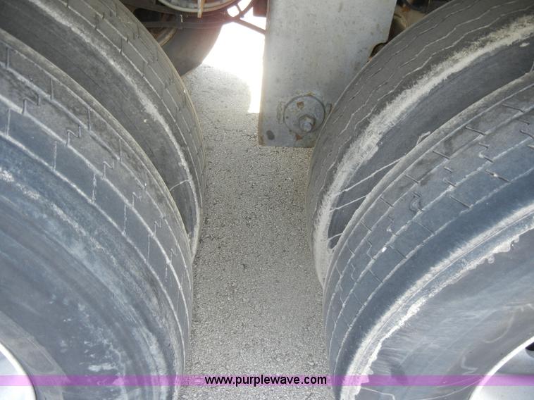 image for item D4147 2005 Great Dane 53' reefer trailer