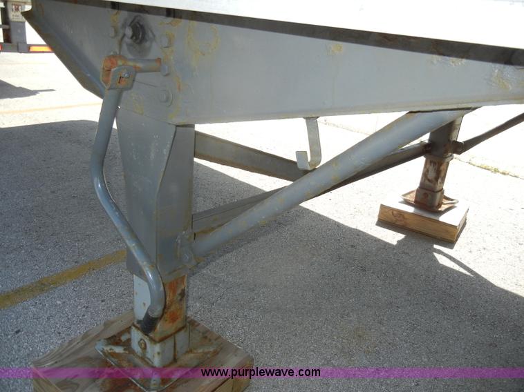 image for item D4147 2005 Great Dane 53' reefer trailer