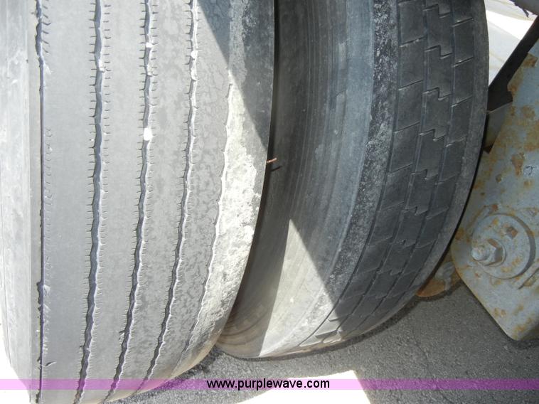 image for item D4147 2005 Great Dane 53' reefer trailer