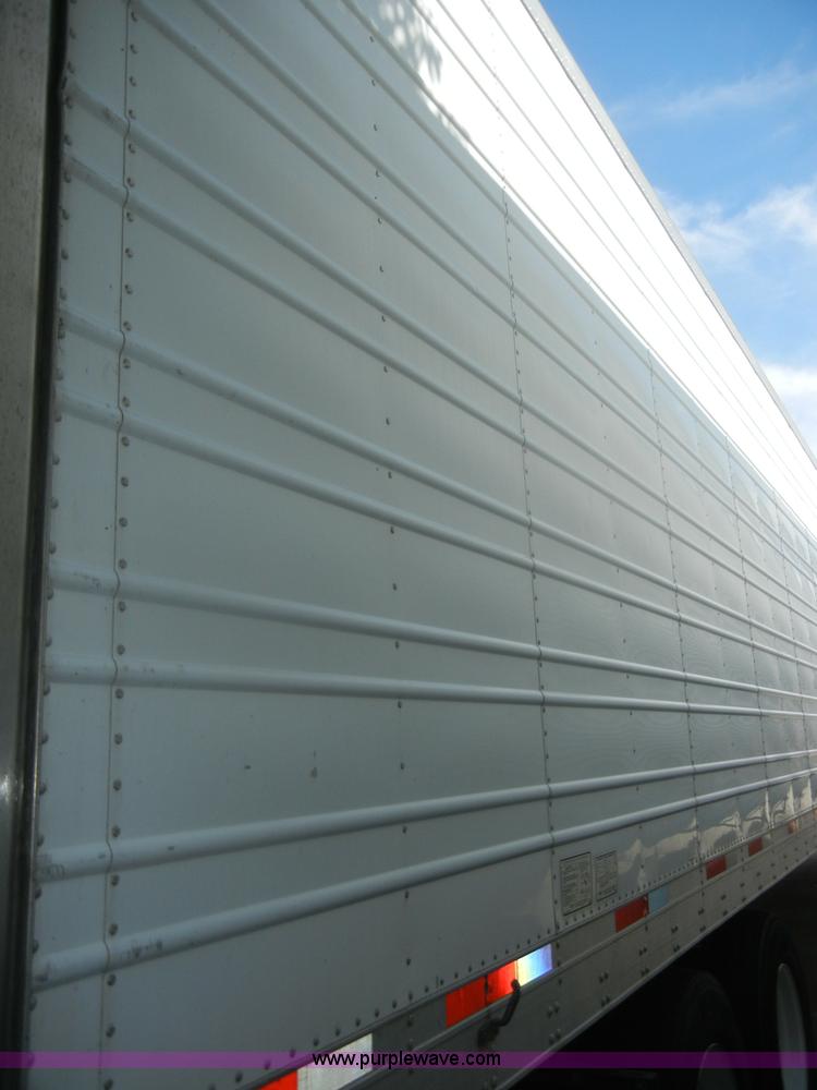 image for item D4150 2004 Utility 53' reefer trailer