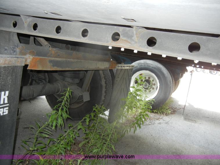 image for item D4150 2004 Utility 53' reefer trailer