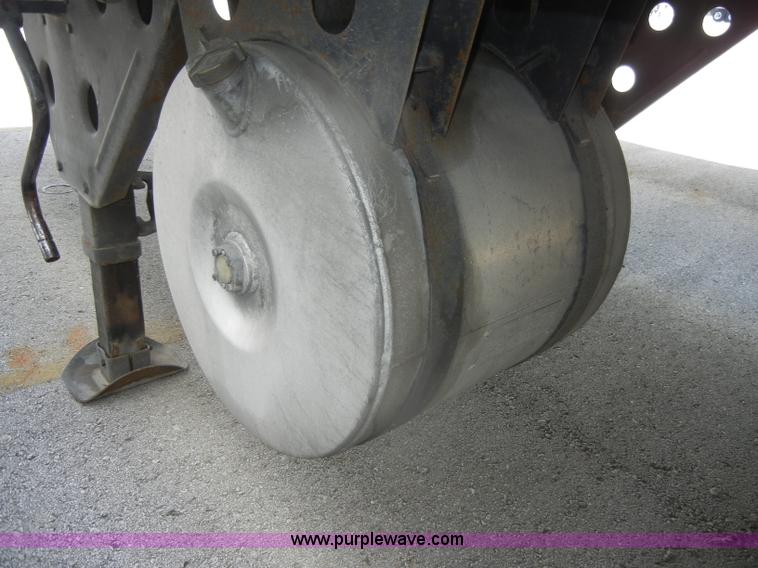 image for item D4150 2004 Utility 53' reefer trailer