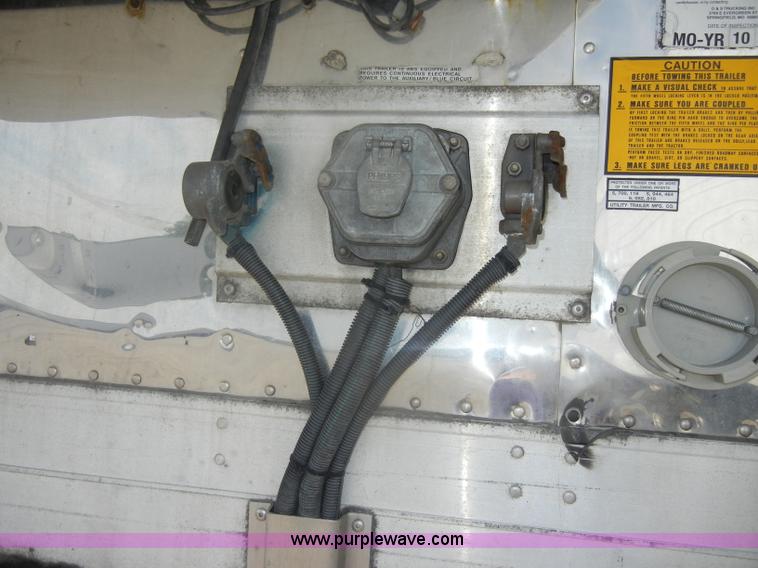 image for item D4150 2004 Utility 53' reefer trailer