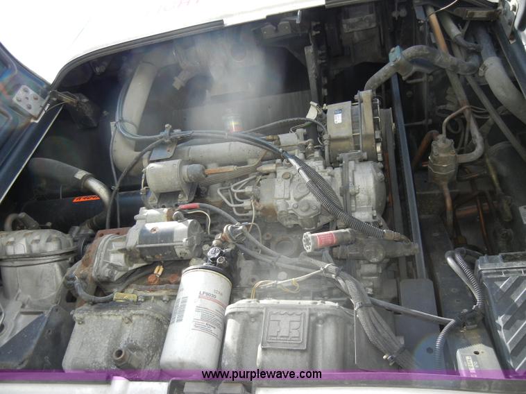 image for item D4150 2004 Utility 53' reefer trailer