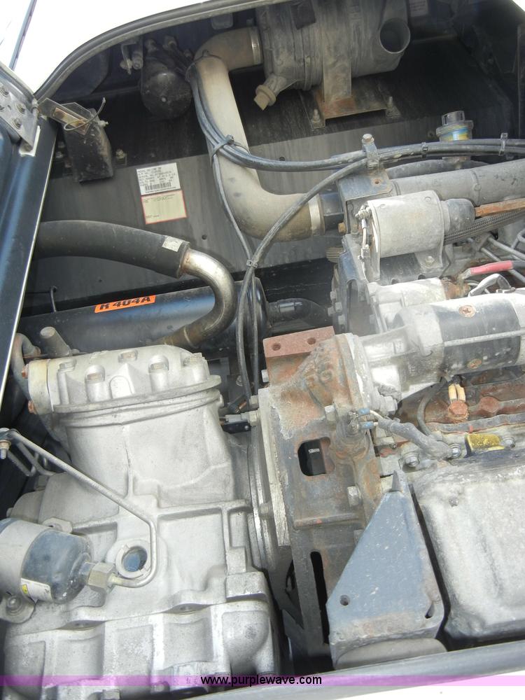 image for item D4150 2004 Utility 53' reefer trailer