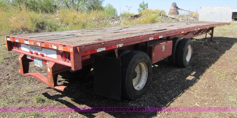 image for item D5609 1991 Fruehauf 48' flatbed trailer