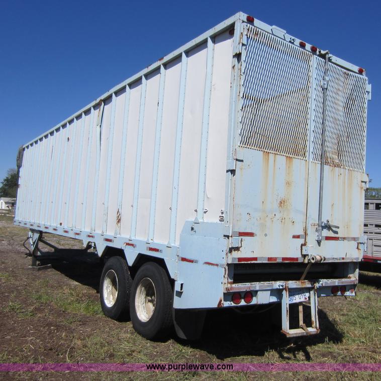 image for item D5610 1980 Bocats 40' chain floor open top trailer