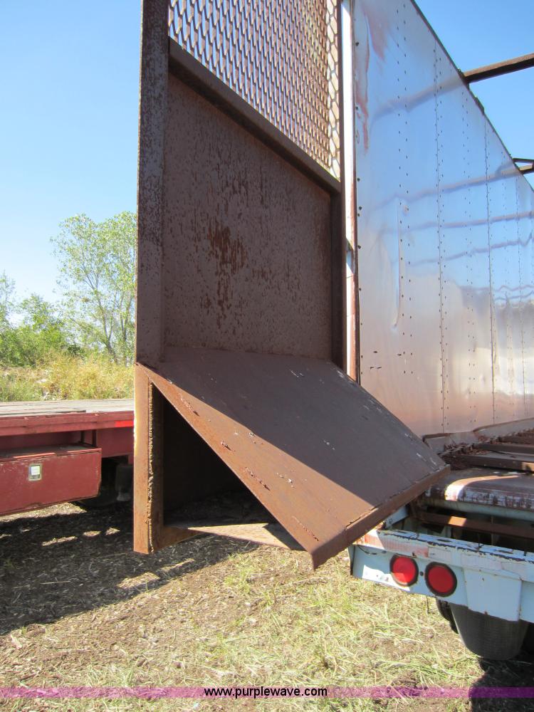 image for item D5610 1980 Bocats 40' chain floor open top trailer