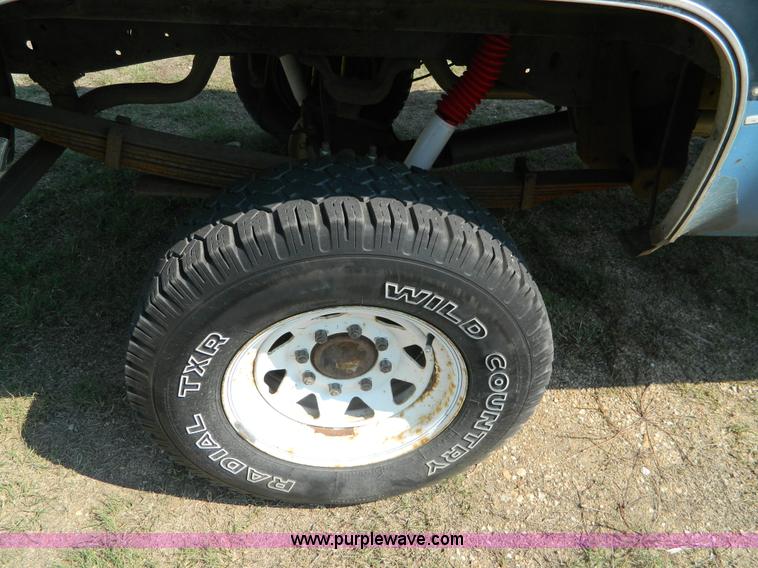 image for item B3865 1984 Chevrolet K20 pickup truck