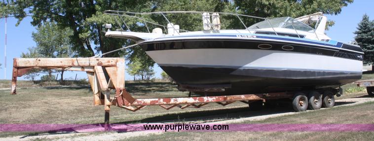 image for item B6922 1986 Wellcraft ST Tropaz boat