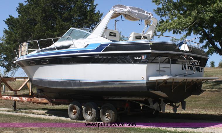 image for item B6922 1986 Wellcraft ST Tropaz boat