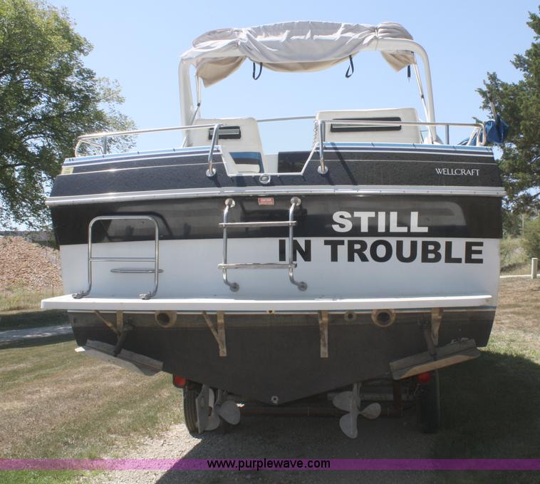 image for item B6922 1986 Wellcraft ST Tropaz boat