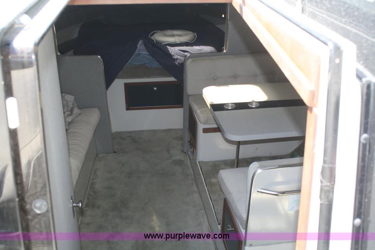 image for item B6922 1986 Wellcraft ST Tropaz boat