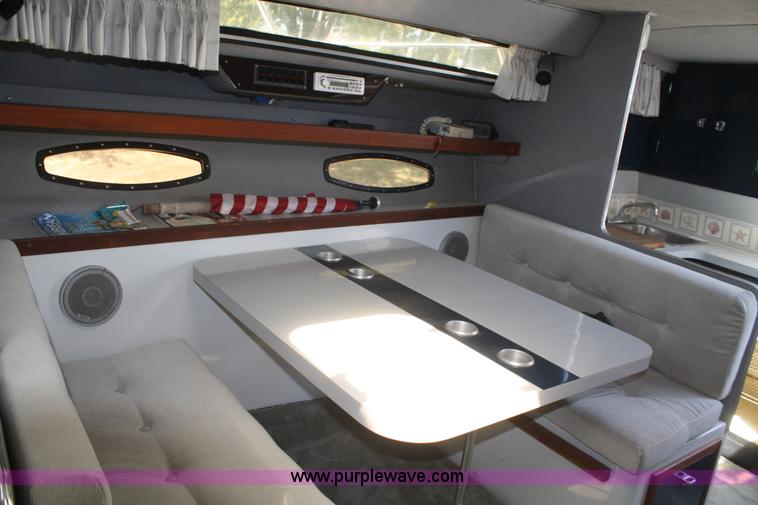 image for item B6922 1986 Wellcraft ST Tropaz boat