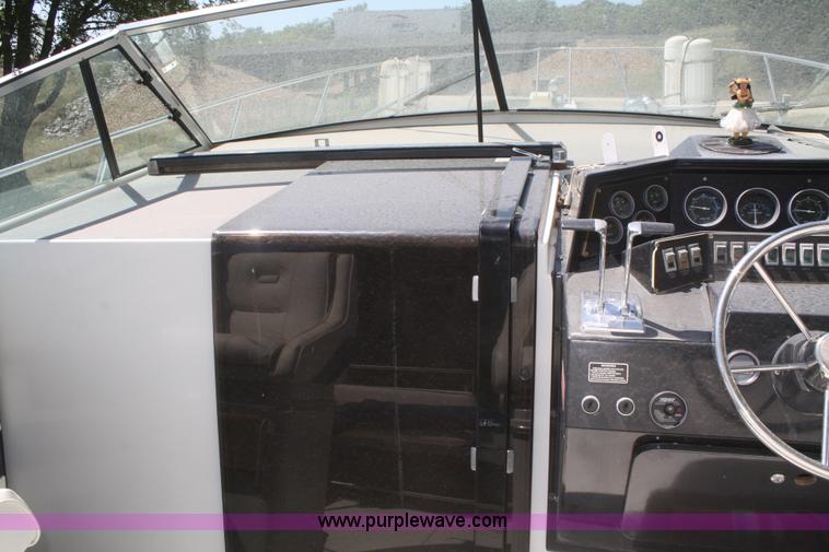 image for item B6922 1986 Wellcraft ST Tropaz boat