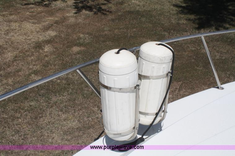 image for item B6922 1986 Wellcraft ST Tropaz boat