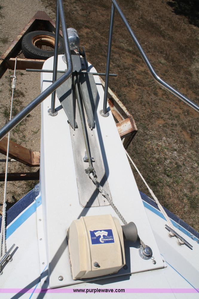 image for item B6922 1986 Wellcraft ST Tropaz boat