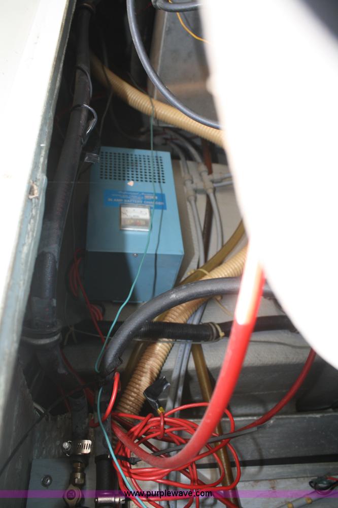 image for item B6922 1986 Wellcraft ST Tropaz boat