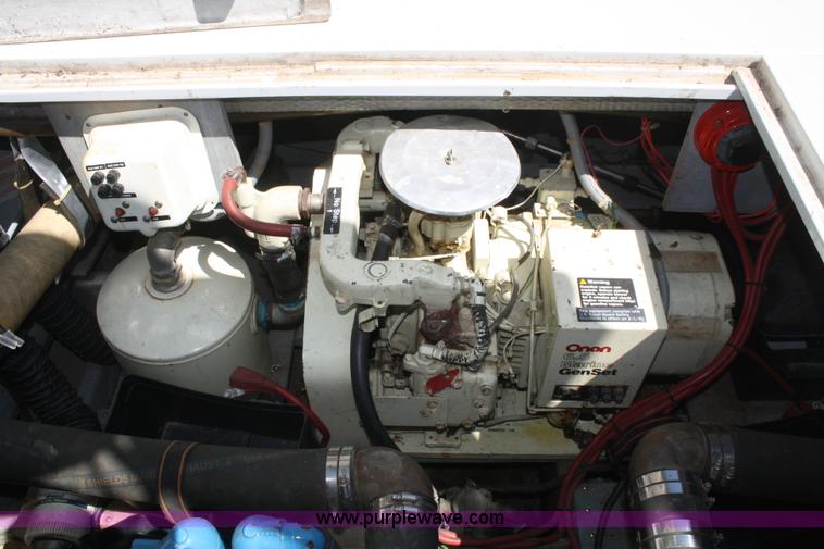 image for item B6922 1986 Wellcraft ST Tropaz boat