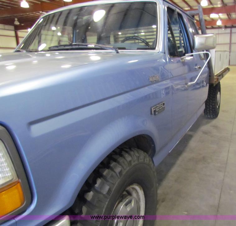 image for item B7471 1996 Ford F250 XL SuperCab pickup truck