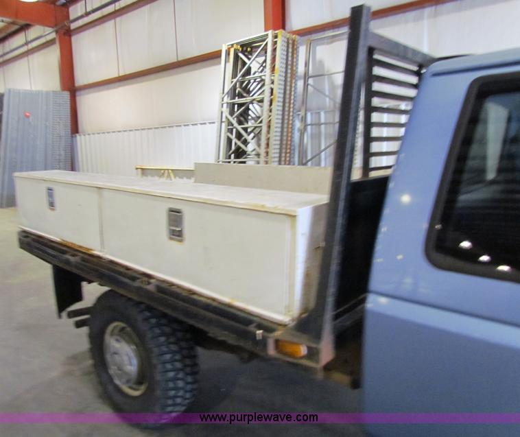 image for item B7471 1996 Ford F250 XL SuperCab pickup truck