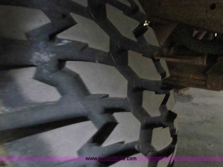 image for item B7471 1996 Ford F250 XL SuperCab pickup truck