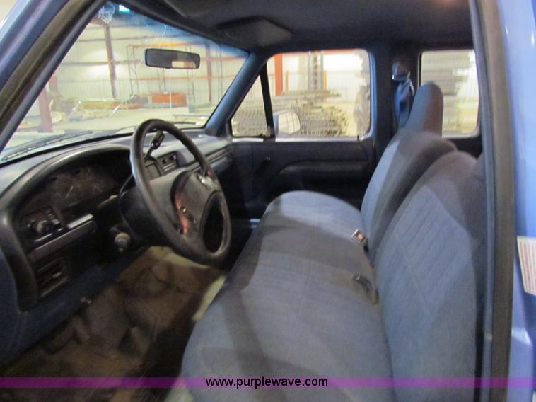 image for item B7472 1997 Ford F250 Heavy Duty SuperCab pickup truck