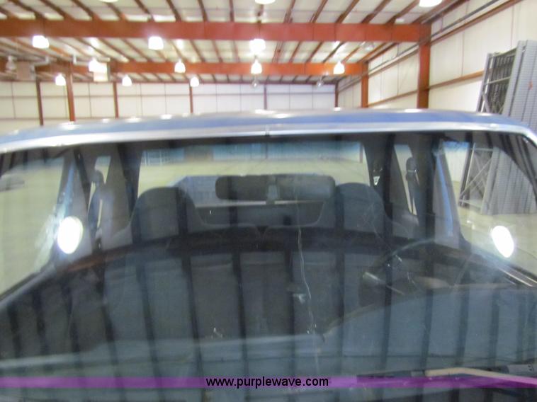 image for item B7472 1997 Ford F250 Heavy Duty SuperCab pickup truck