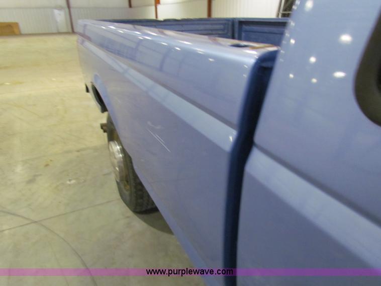 image for item B7472 1997 Ford F250 Heavy Duty SuperCab pickup truck