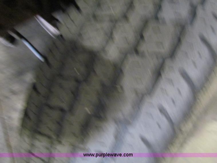 image for item B7472 1997 Ford F250 Heavy Duty SuperCab pickup truck