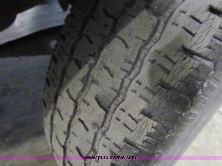 image for item B7472 1997 Ford F250 Heavy Duty SuperCab pickup truck