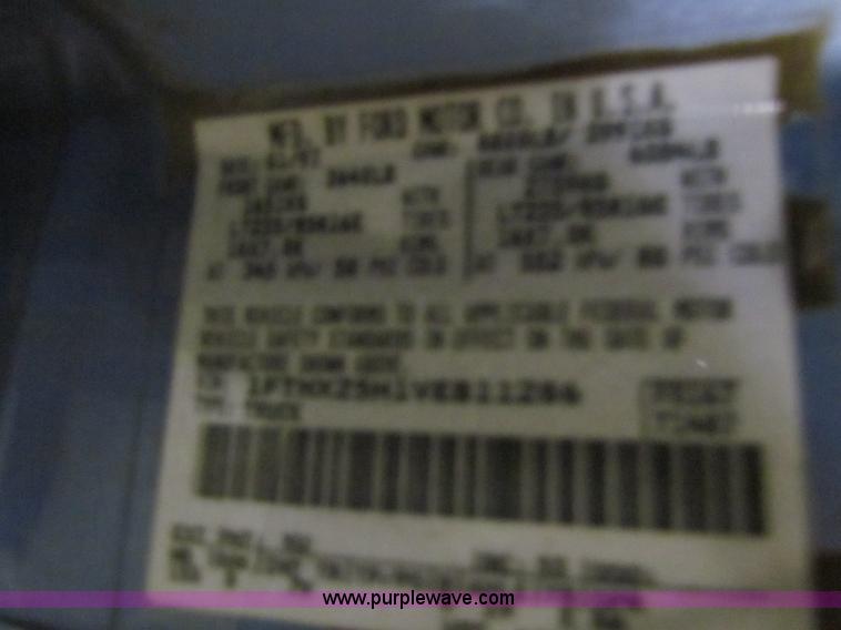 image for item B7472 1997 Ford F250 Heavy Duty SuperCab pickup truck