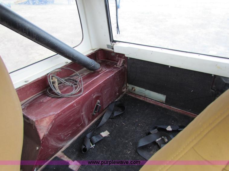 image for item B7475 1987 Jeep Wrangler Laredo SUV