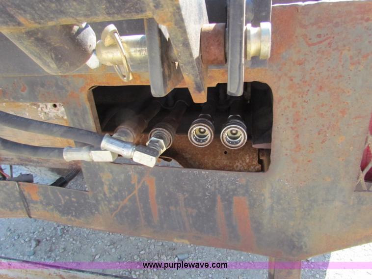 image for item B7489 1995 Ford F250 XL flatbed pickup truck