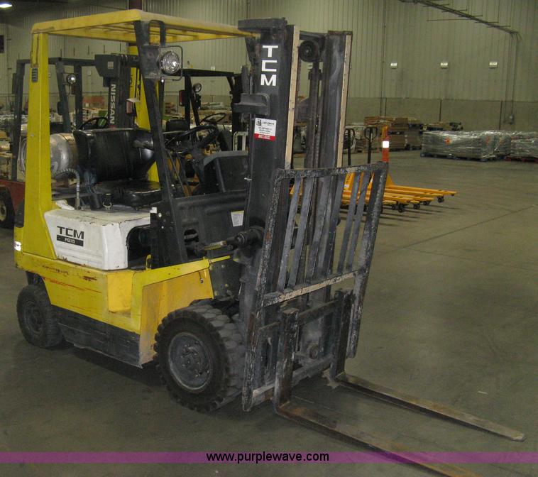 image for item B8049 TCM FG15 forklift