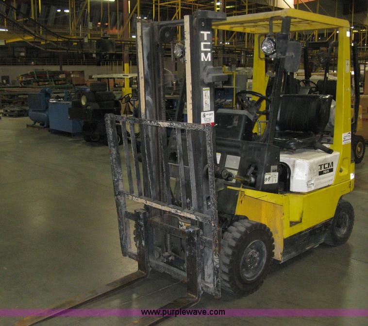 image for item B8049 TCM FG15 forklift