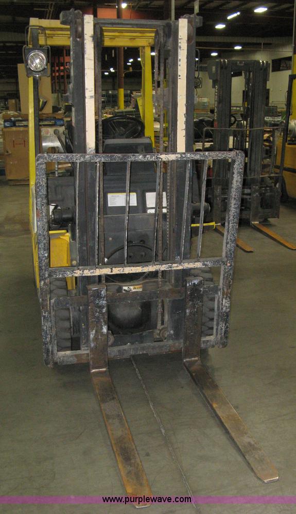 image for item B8049 TCM FG15 forklift